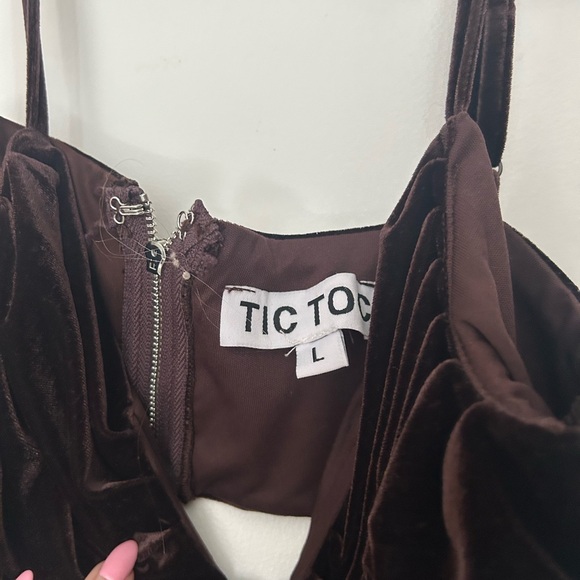 Cropped Going out Top - Picture 3 of 3